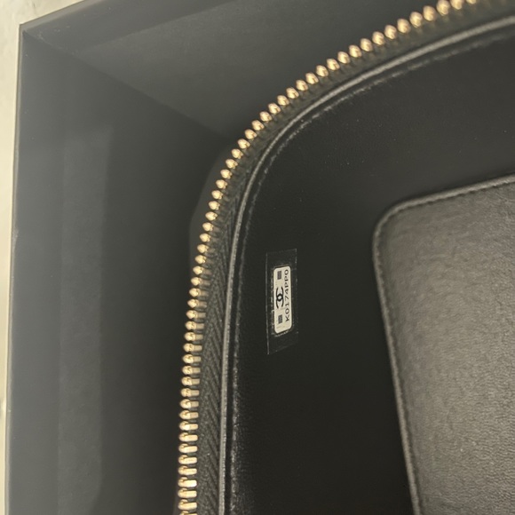 Chanel clutch on chain 23A - Picture 10 of 10